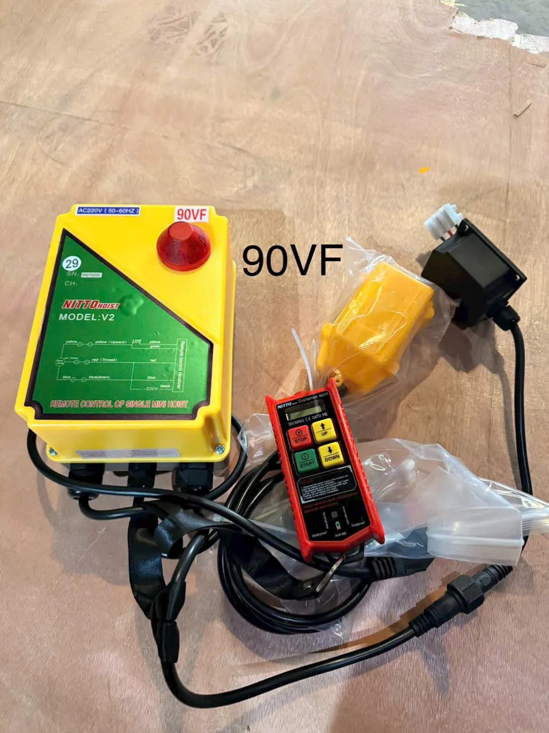 Điều khiển từ xa 90VF