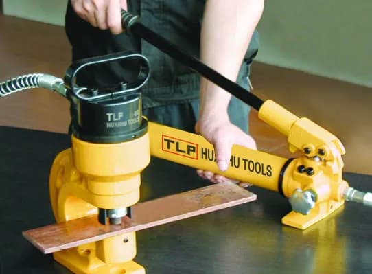 Máy đục lỗ thủy lực CH-70