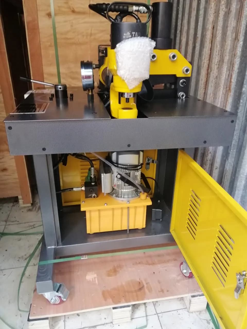 Mua Máy Gia Công Thanh Đồng DHY-200